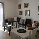 Casa Con Vista Rentals, Honeysuckle Apartment Guardiagrele