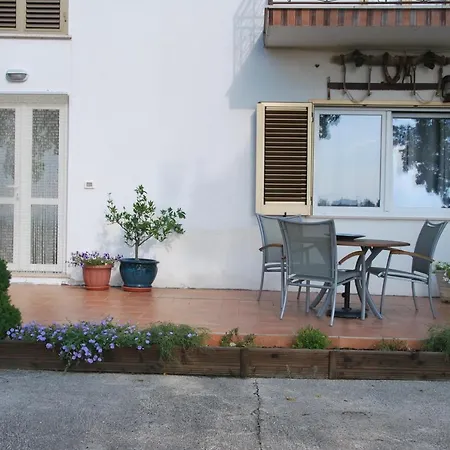 Casa Con Vista Rentals, Honeysuckle * גוארדיאגרלה