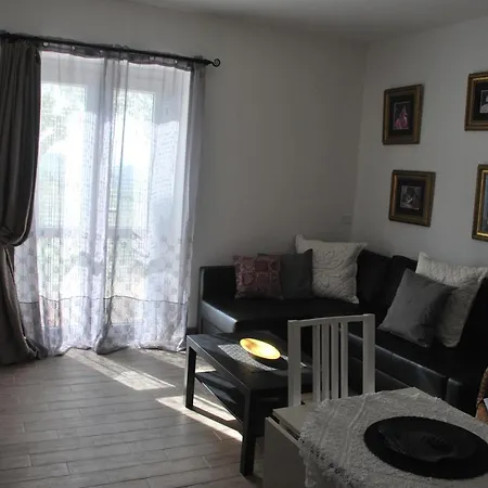 Casa Con Vista Rentals, Honeysuckle * גוארדיאגרלה