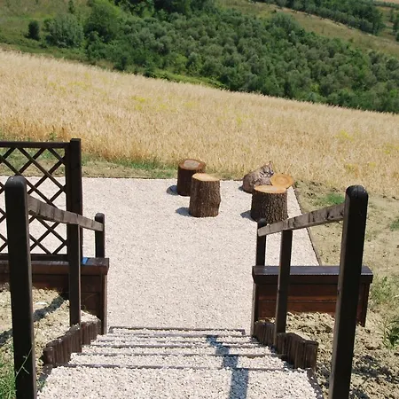 Casa Con Vista Rentals, Honeysuckle Guardiagrele
