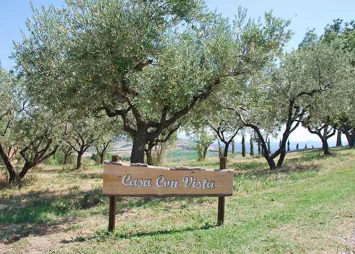 Casa Con Vista Rentals, Honeysuckle